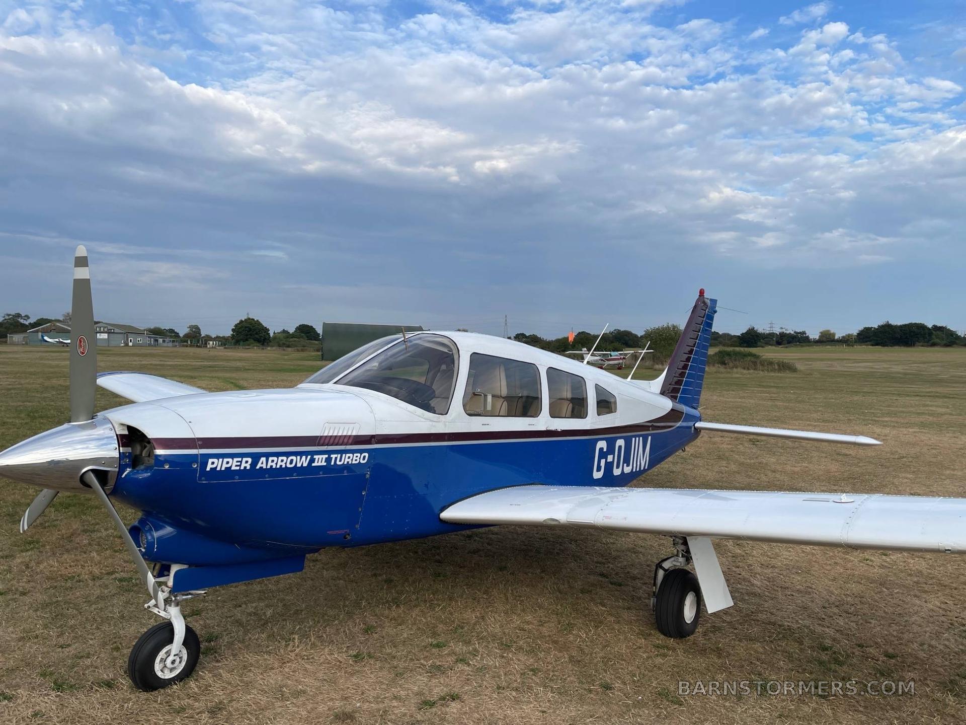 PIPER ARROW 3 (TURBO) 4