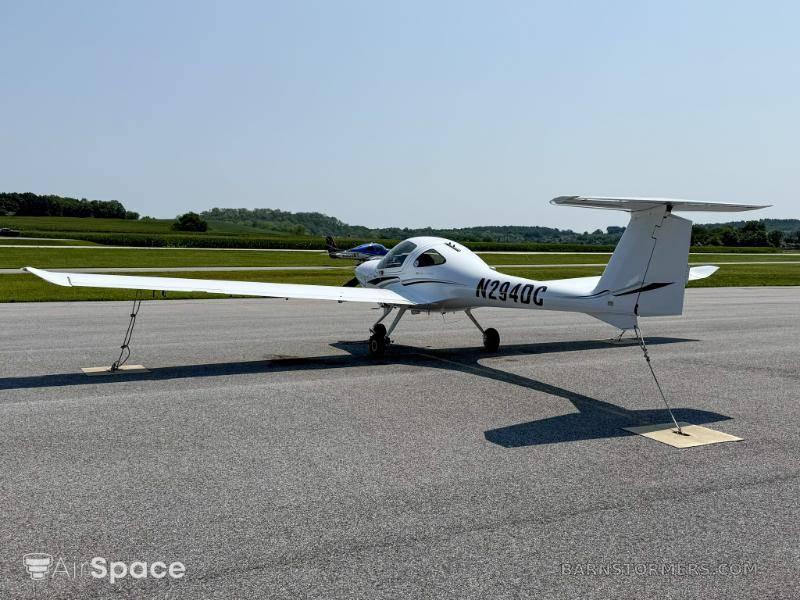 2008 DIAMOND DA20-CA | N294DC 3