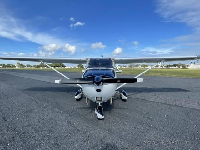 1964 Cessna Skyhawk 172E, photo 3