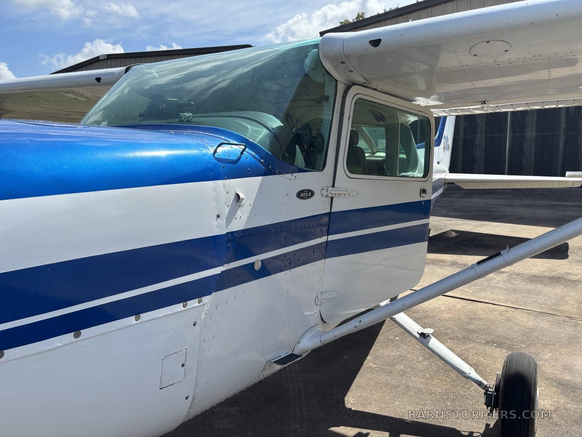 1980 Cessna R172K Hawk Xp, photo 2