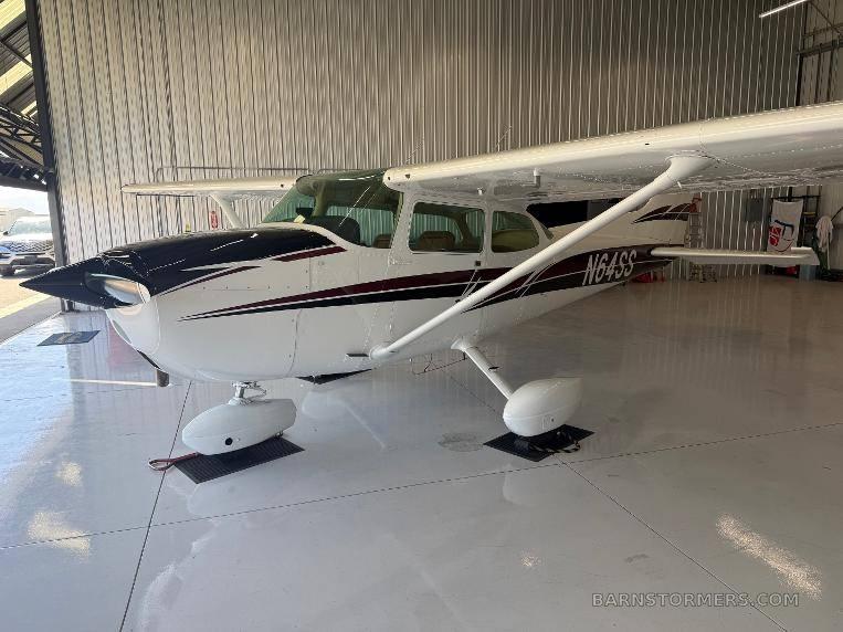1975 CESSNA 172M SKYHAWK II 3