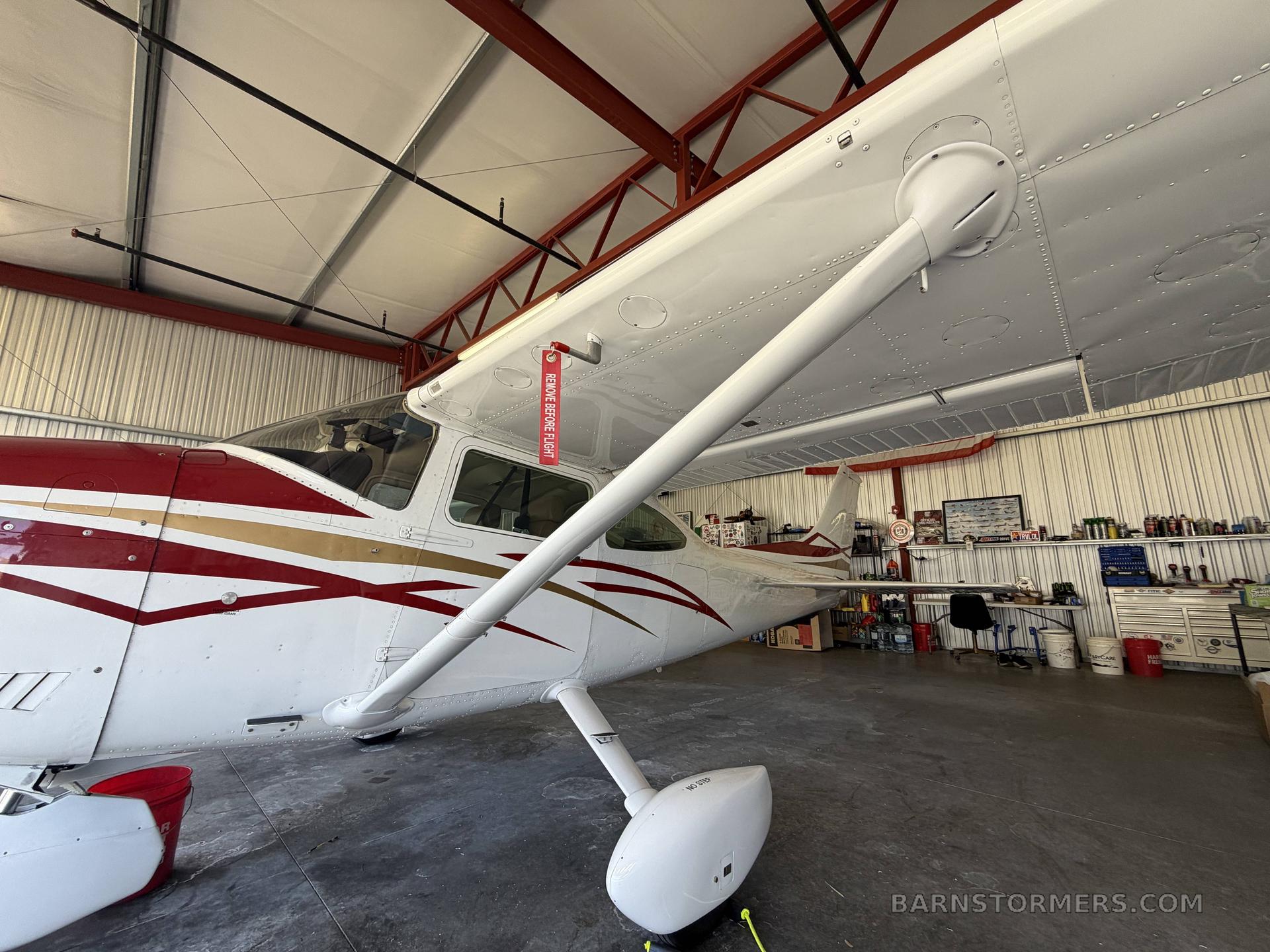 1985 Cessna 182R, photo 3