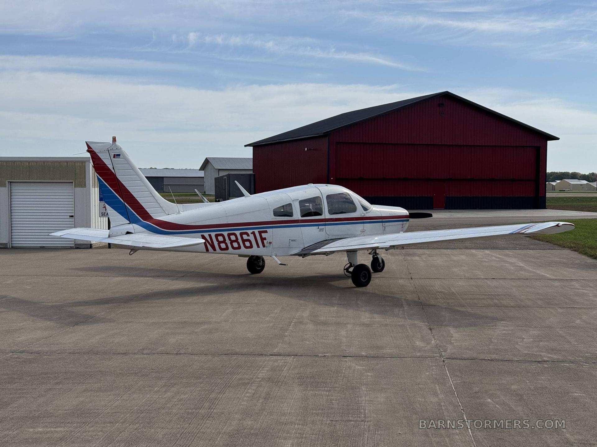 1977 Piper Warrior thumbnail 4