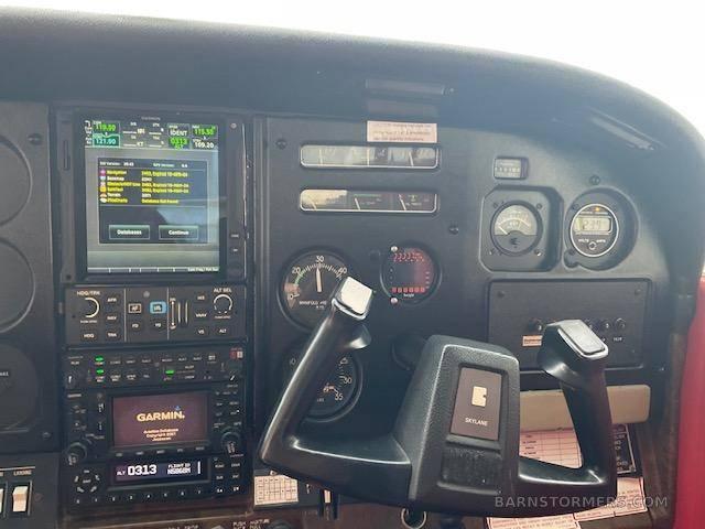 CESSNA 182Q SKYLANE 4