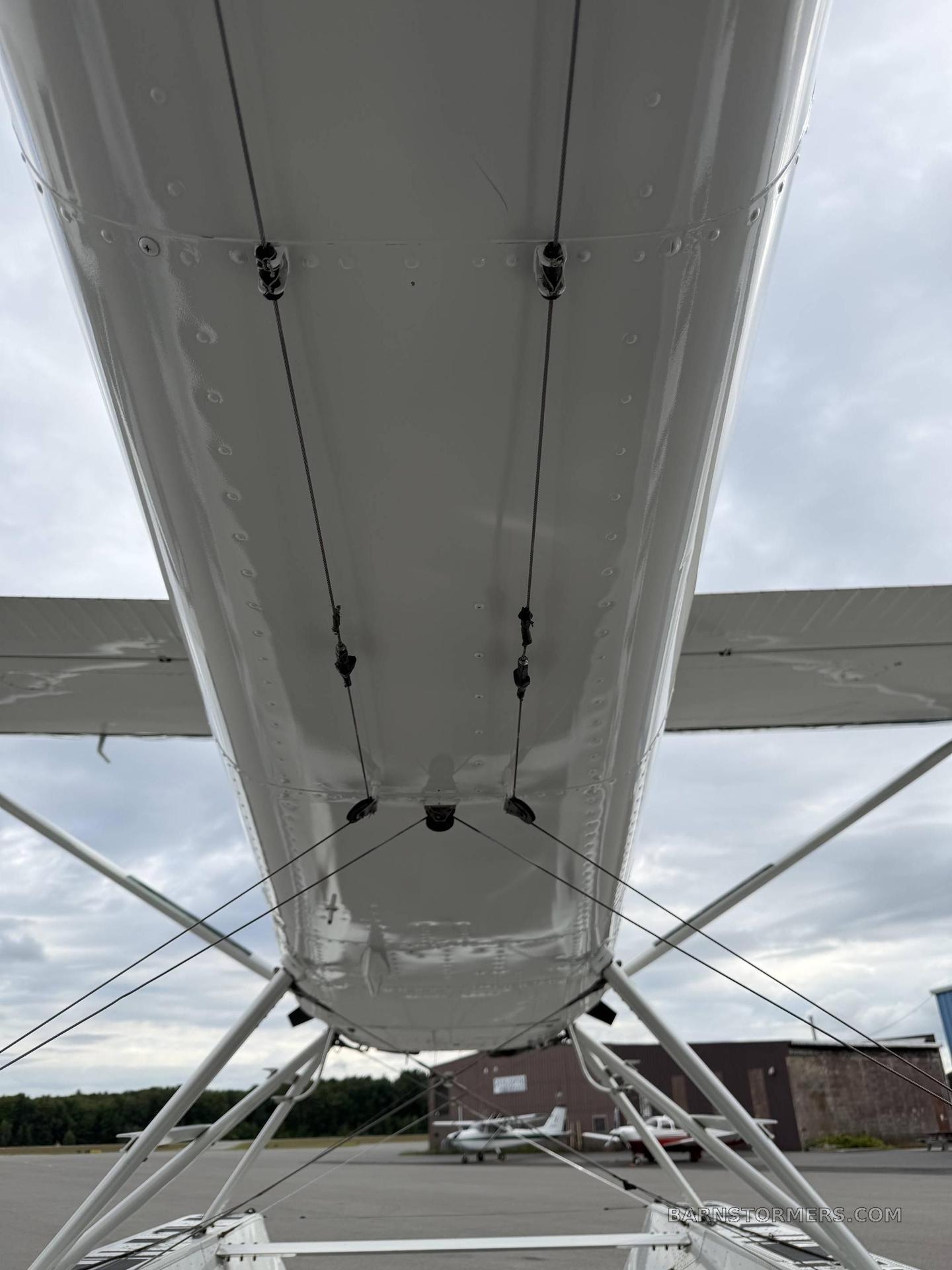 1977 CESSNA 185F AMPHIBIAN 4