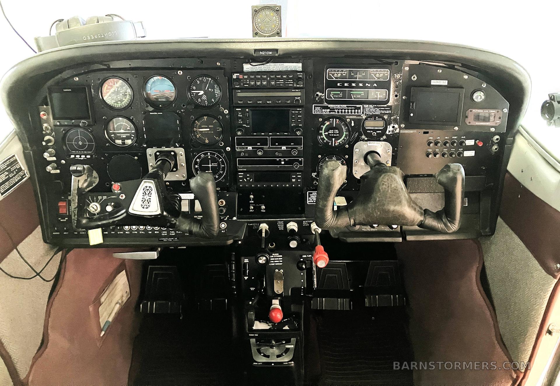 1971 Cessna T210K Turbo Centurion, photo 10