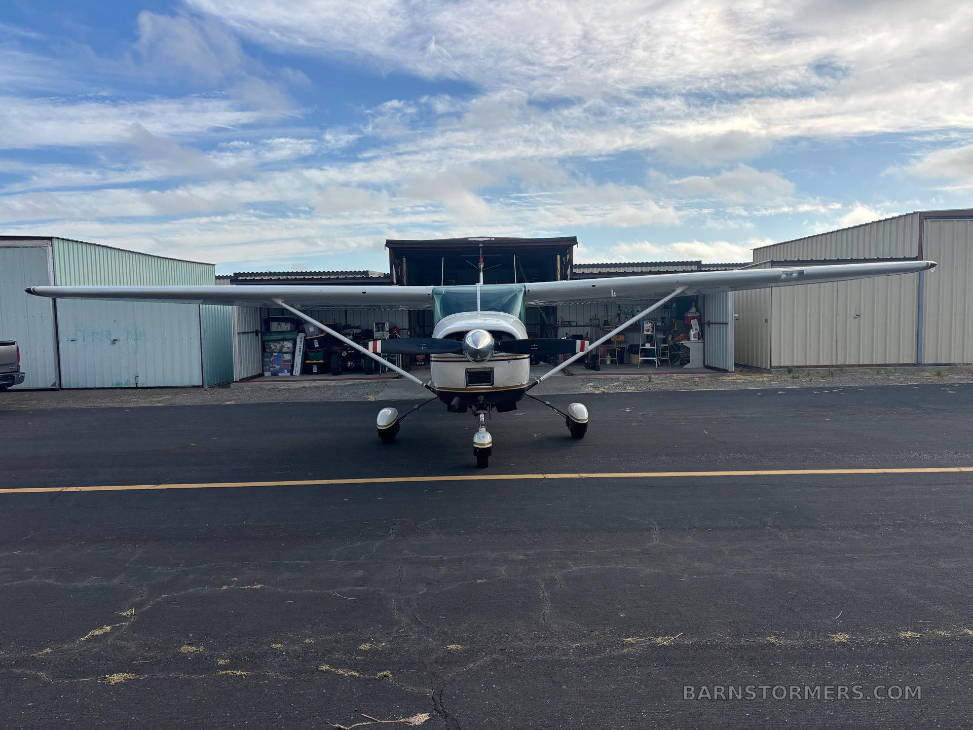 1960 Cessna 182 thumbnail 2