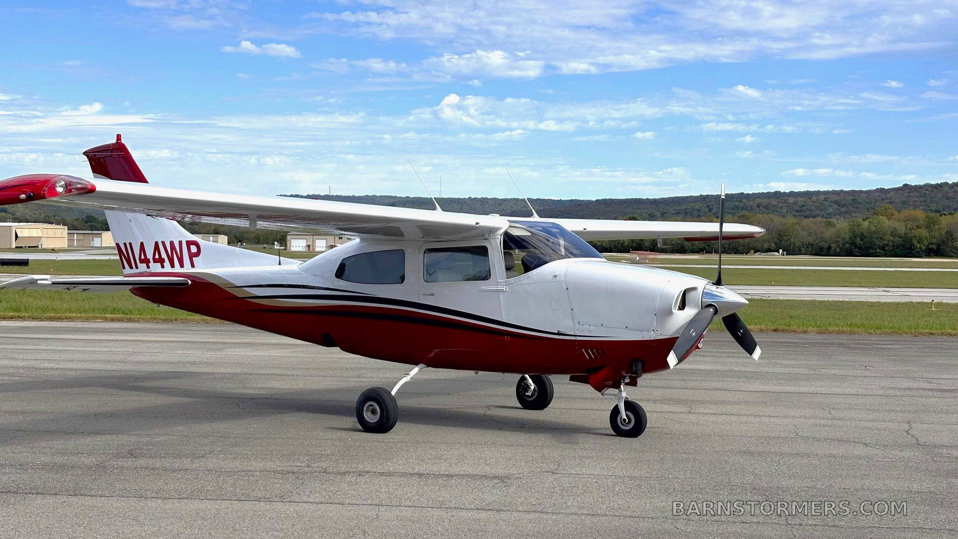 1973 Cessna Turbo 210L, photo 2