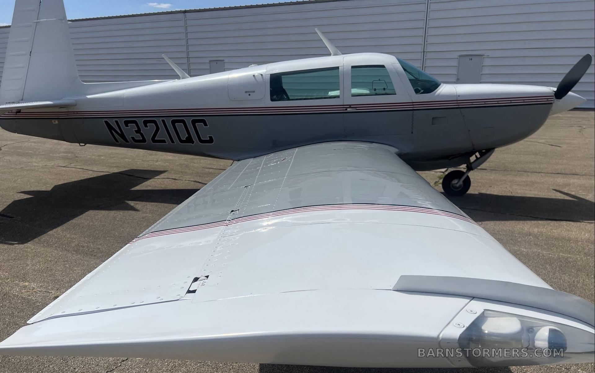 1980 Mooney M20 thumbnail 3