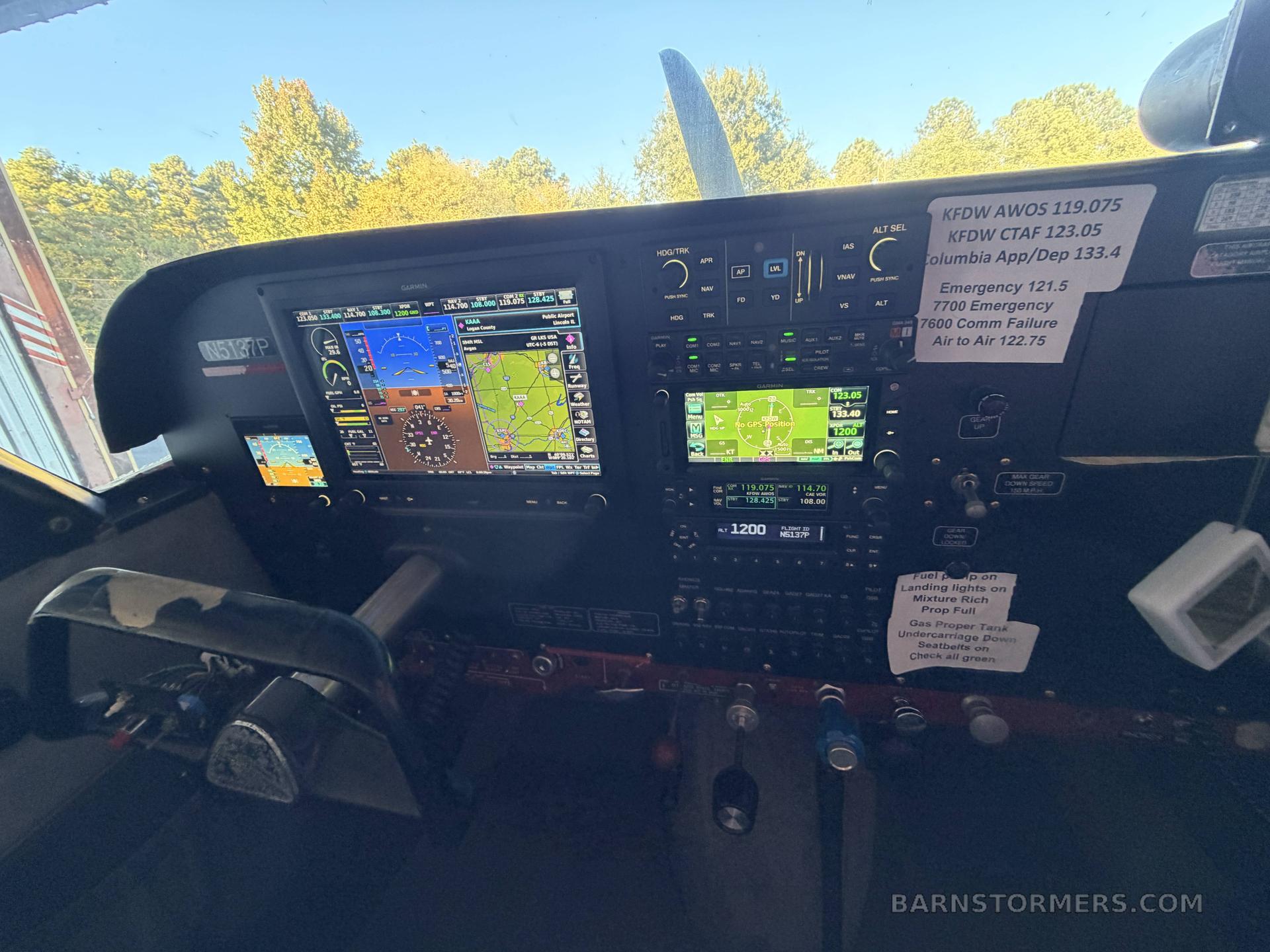 1958 Cessna 180 thumbnail 3