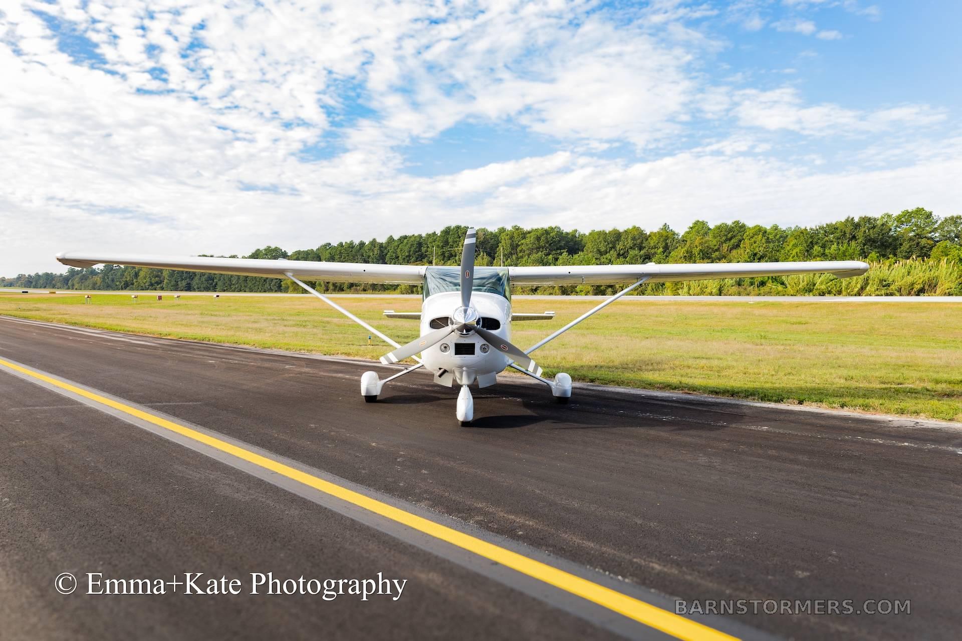 1977 CESSNA 182Q SKYLANE 4