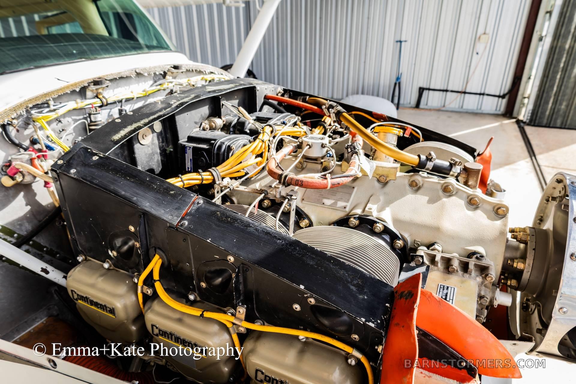 1977 CESSNA 182Q SKYLANE 5