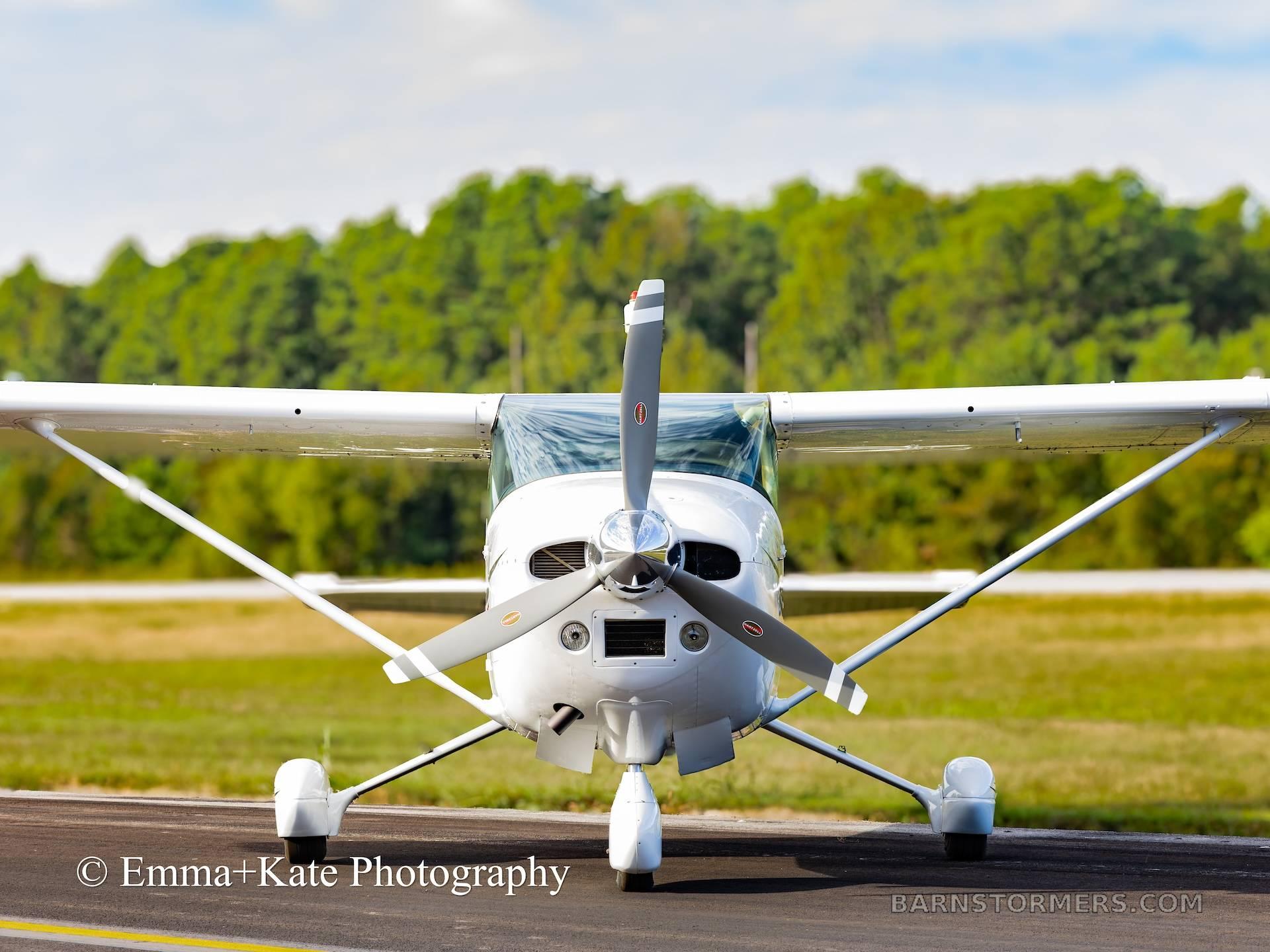 1977 Cessna 182 thumbnail 3