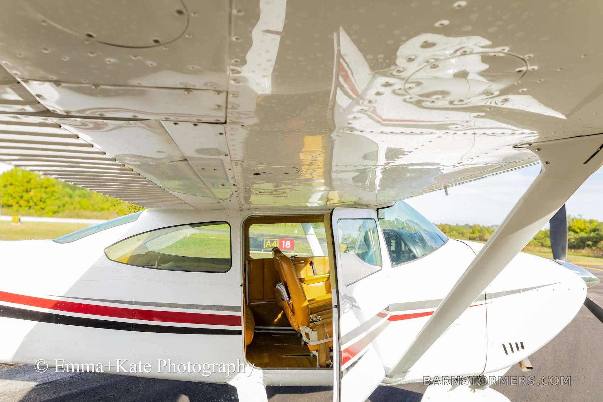 1977 Cessna 182 thumbnail 4