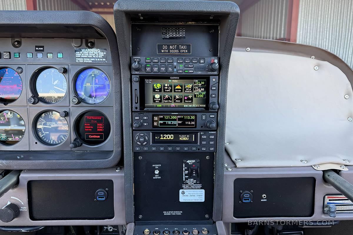1985 SOCATA TB 10 TOBAGO 5