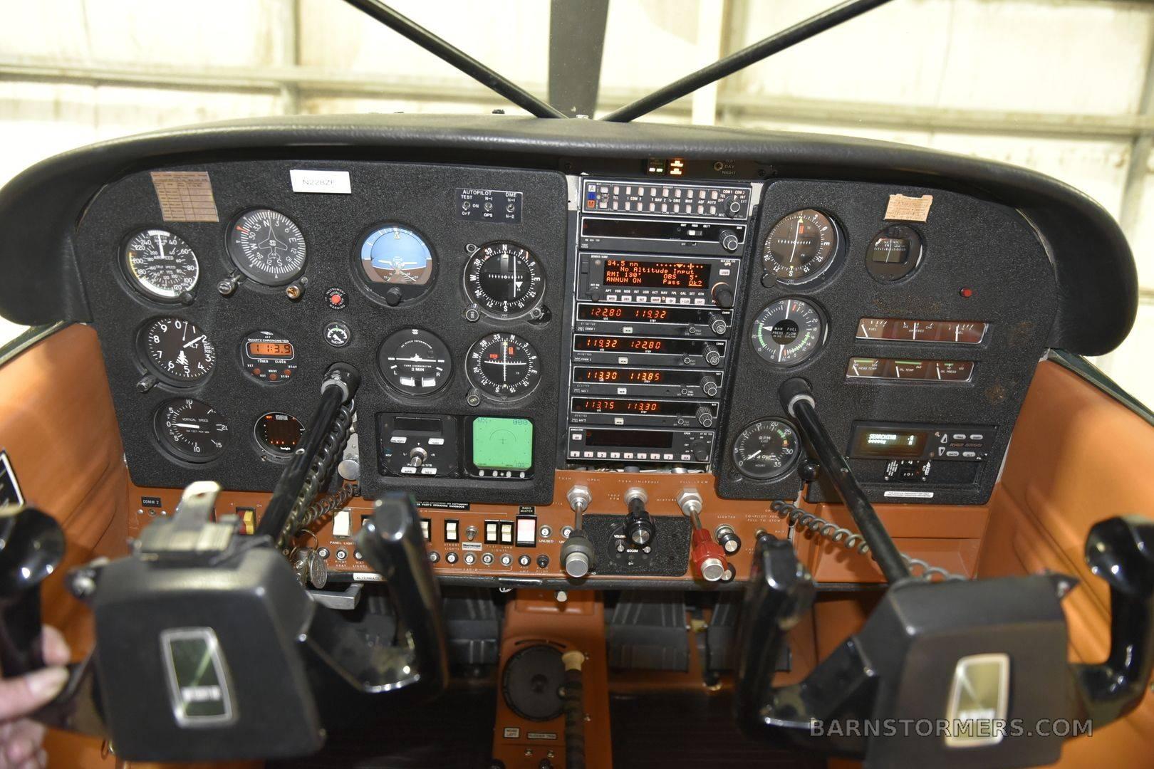 1974 Cessna A185F, photo 10