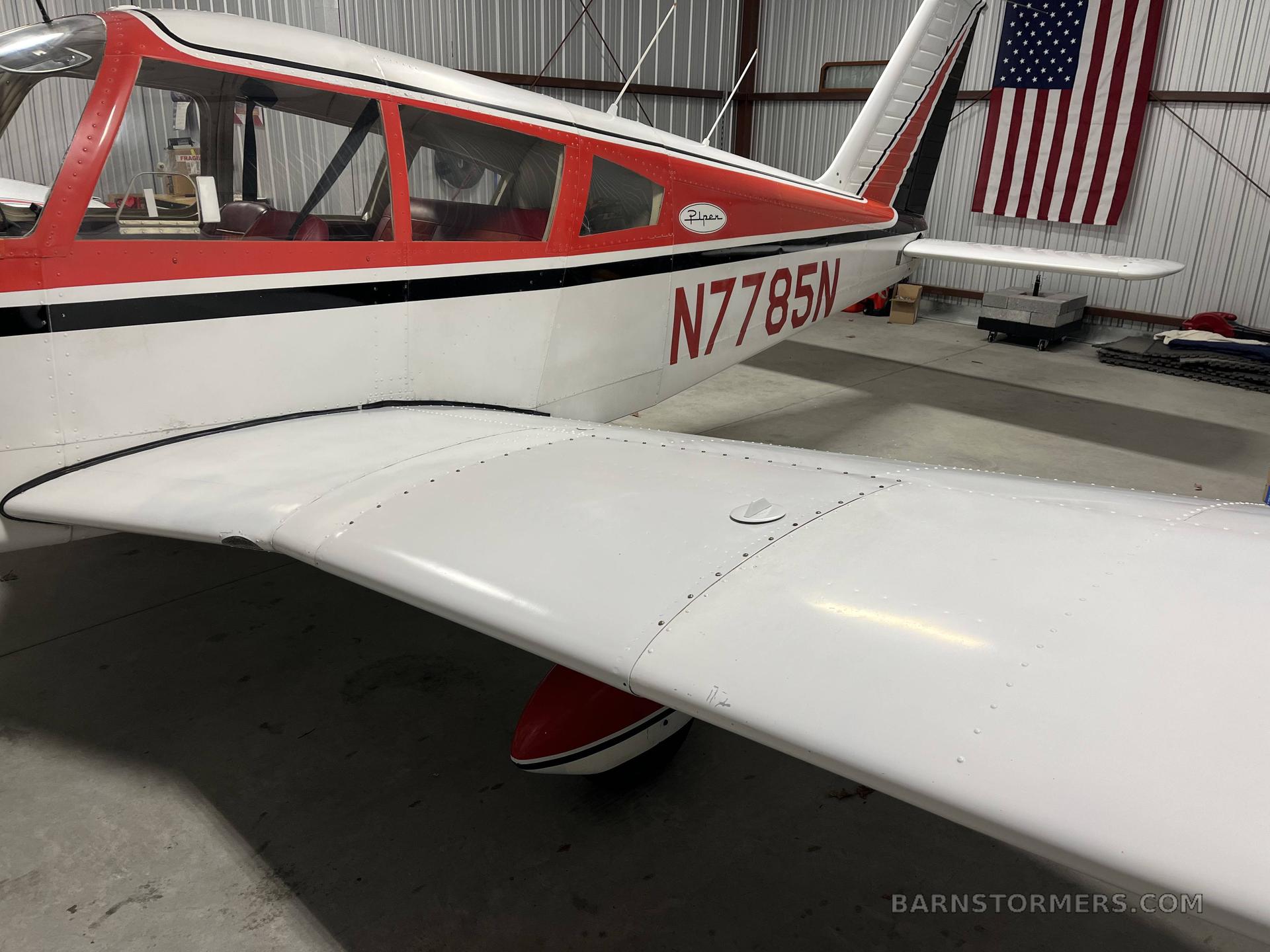 1968 Piper Cherokee 180D, photo 1