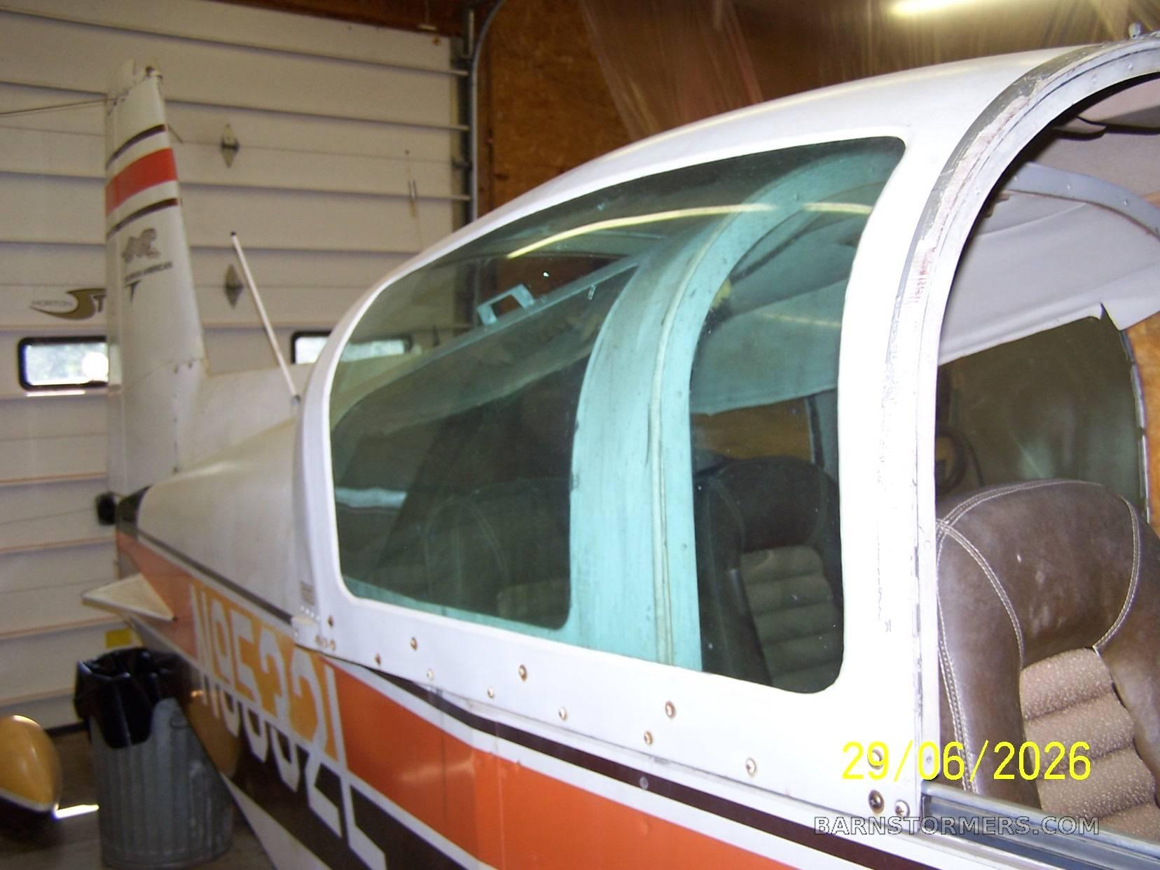 GRUMMAN AMERICAN AA5 4
