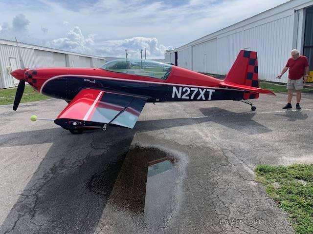 2006 Extra 300/L, photo 2
