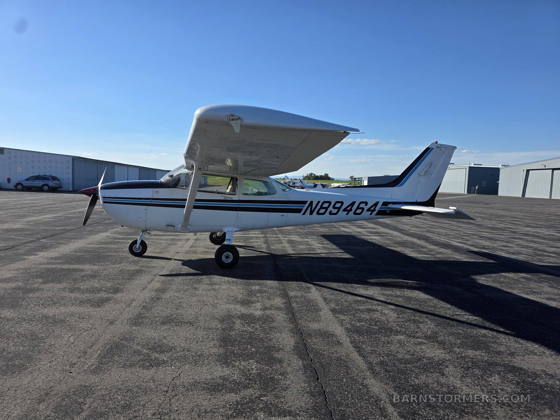 1983 Cessna 172 thumbnail 2