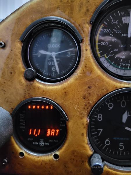 COMANCHE 250 4