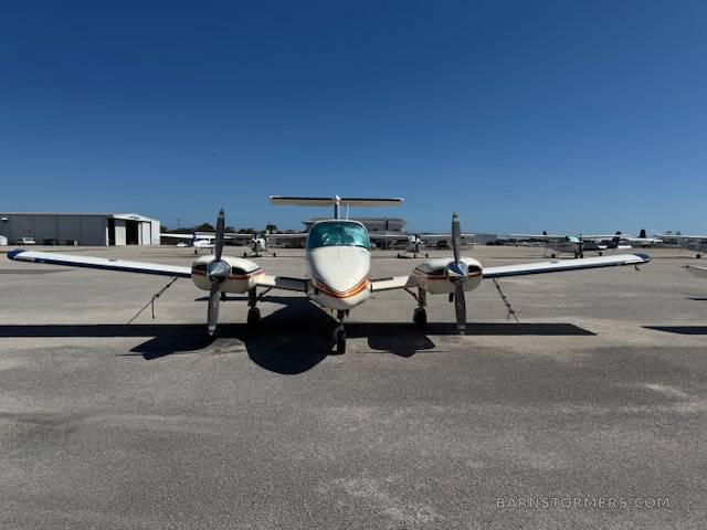 BEECHCRAFT BE-76 Duchess
