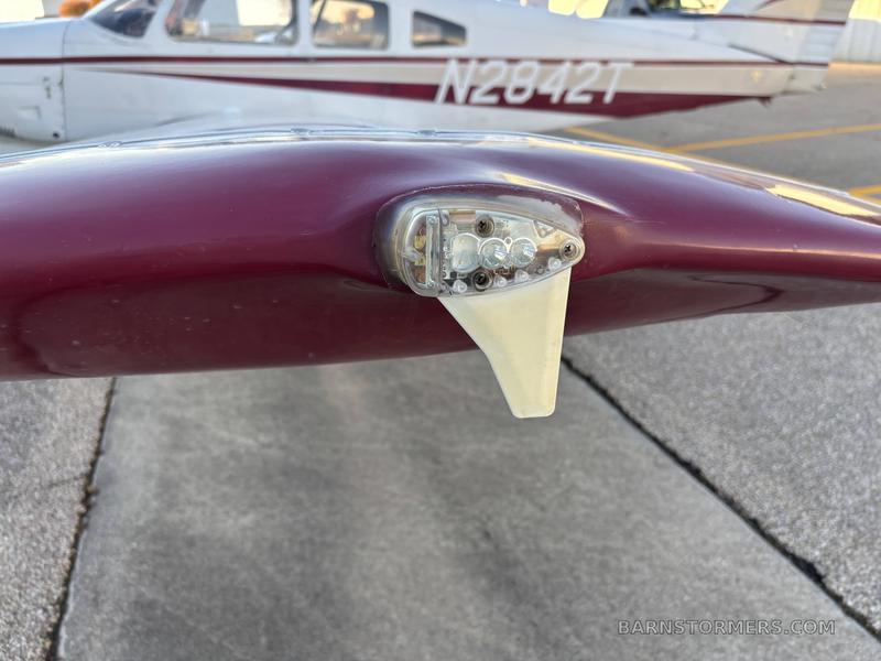 PIPER ARROW IV 3
