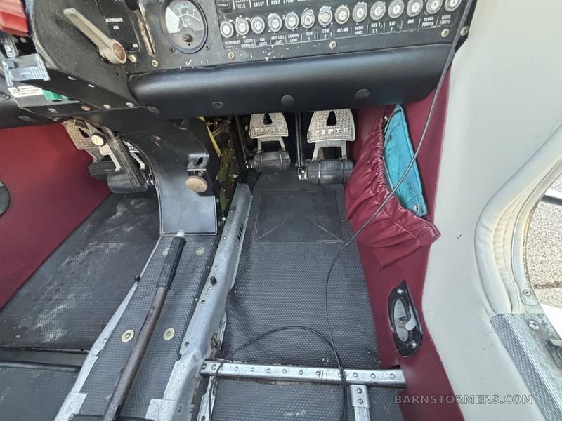 PIPER ARROW IV 4