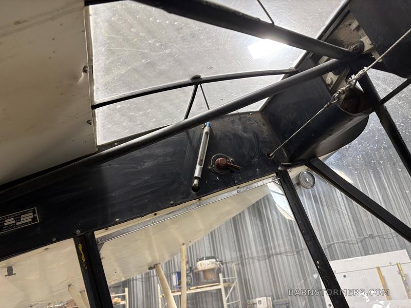 PIPER J3 CUB 4