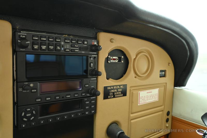CLEAN CESSNA TAILWHEEL 172XP 4