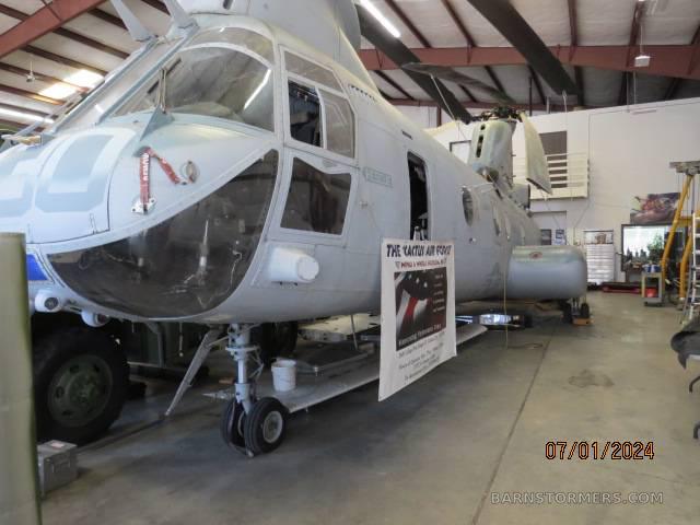BOEING CH-46E