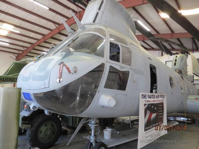 Boeing CH46E Helicopter 5