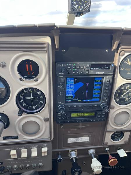 LOW TIME CESSNA 182F 5