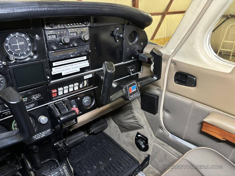 1974 PIPER PA28 CHEROKEE 4
