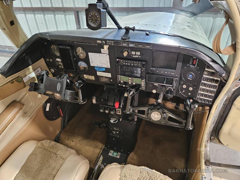 1975 MOONEY M20C 3