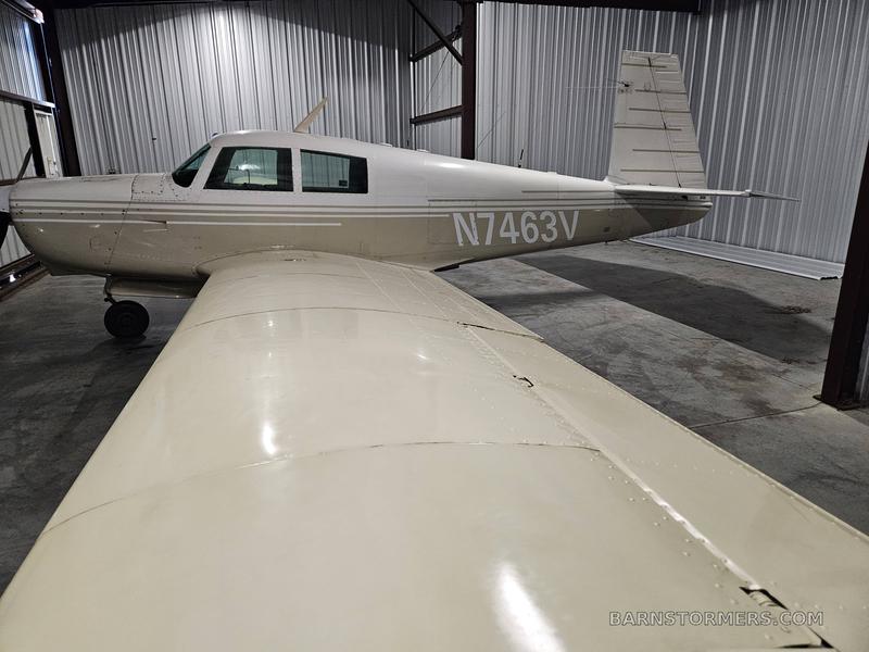 1975 MOONEY M20C 4