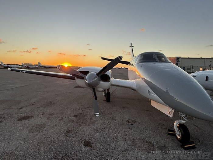 BEECHCRAFT DUKE TWIN COMFORT 5