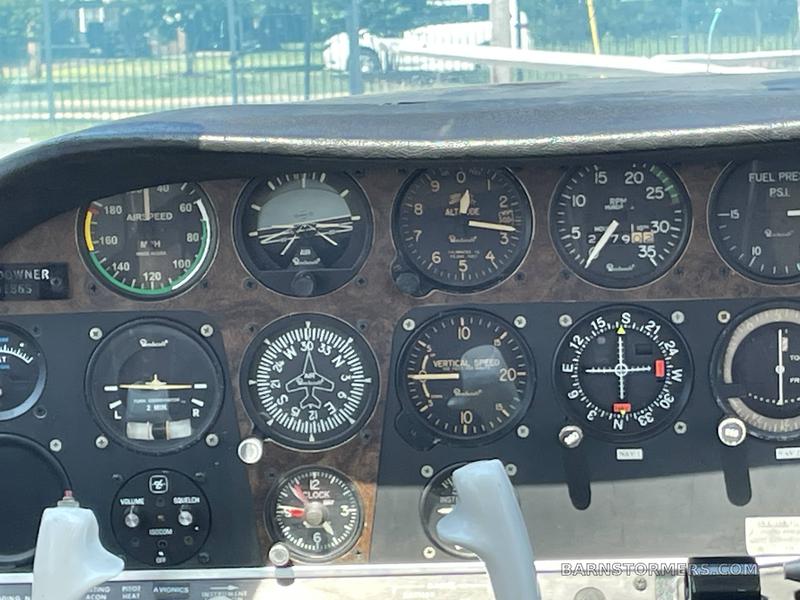 BEECH C23 SUNDOWNER 3