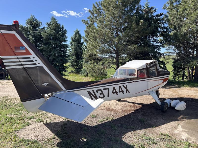 1968 COMMANDER Lark 180